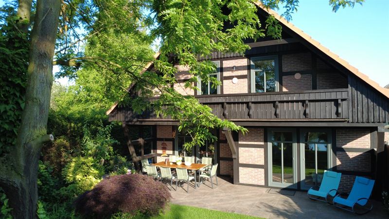 Hausansicht des Lake House Ternsche aus dem Garten